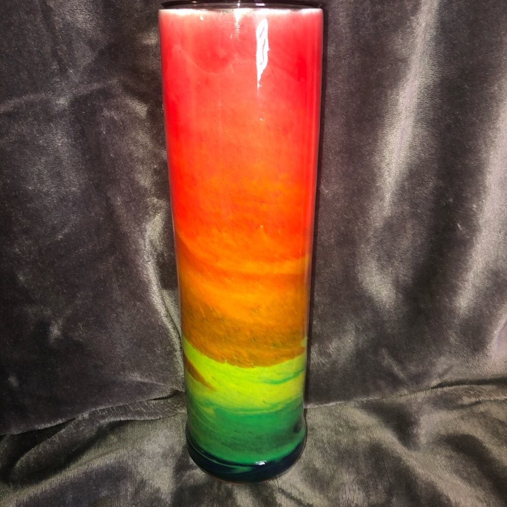 Hand painted rainbow 35oz tumbler! Includes straw.